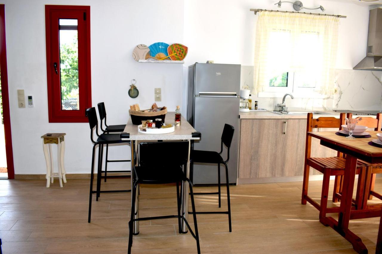κτήμα κωνσταντινίδη Appartement *
